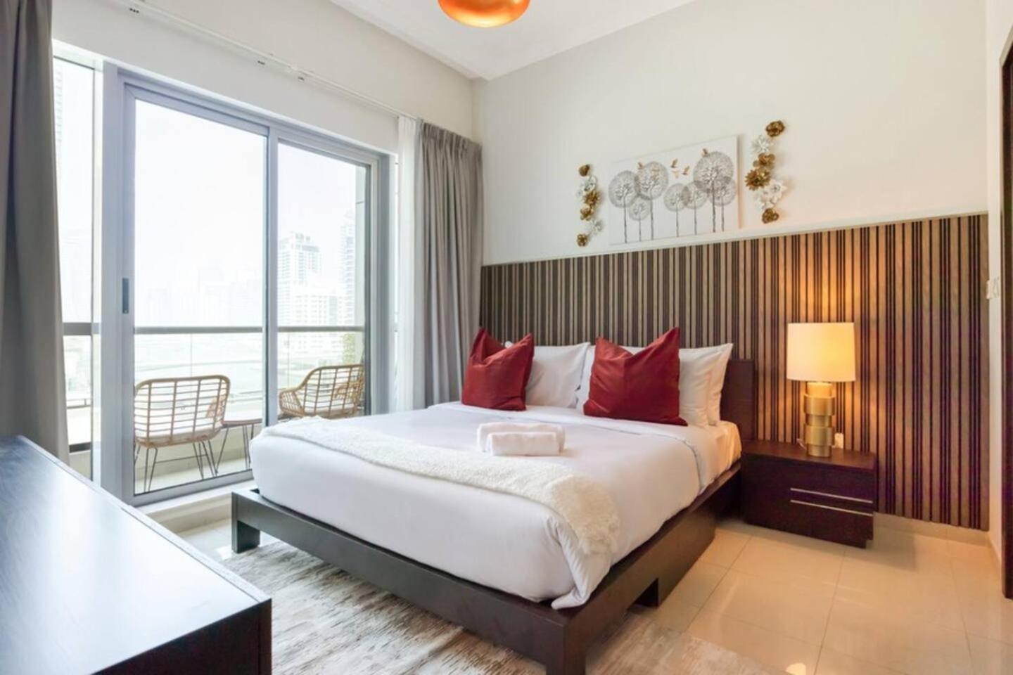 Luxurious 1 Bedroom Apartment In The Dubai Marina! Ngoại thất bức ảnh
