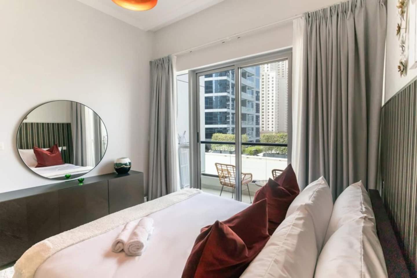 Luxurious 1 Bedroom Apartment In The Dubai Marina! Ngoại thất bức ảnh